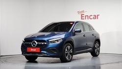 Mercedes-Benz GLA-Class 2021