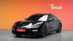 Porsche Panamera 2019