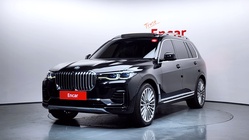 BMW X7 2021