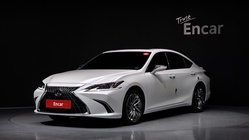 Lexus ES 2023