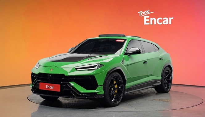 Lamborghini Urus 2024