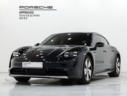Porsche Taycan 2023