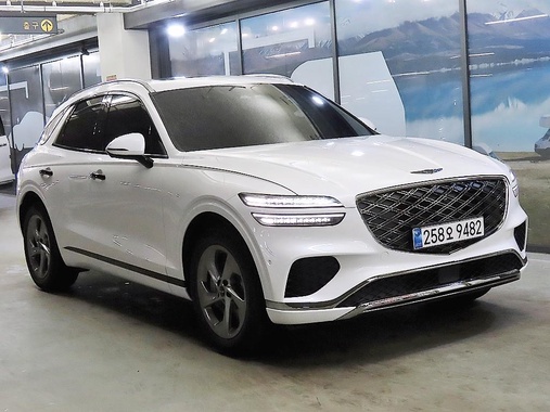 Genesis GV70 2025