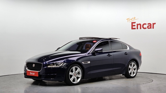 Jaguar XE 2017