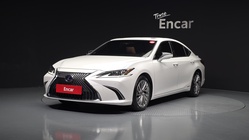 Lexus ES 2020