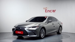 Lexus ES 2022