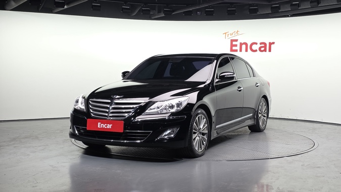 Hyundai Genesis 2012
