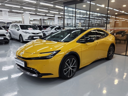 Toyota Prius 2025