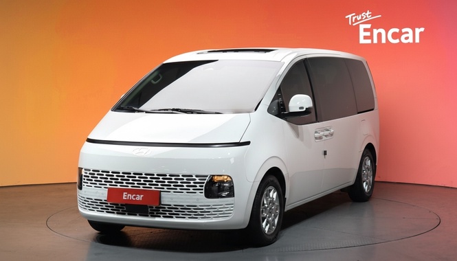Hyundai Staria 2024