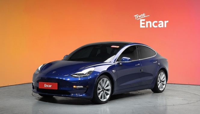 Tesla Model 3 2020