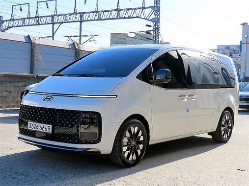 Hyundai Staria 2024