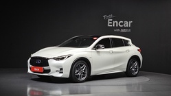Infiniti Q30 2017