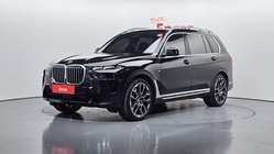 BMW X7 2025