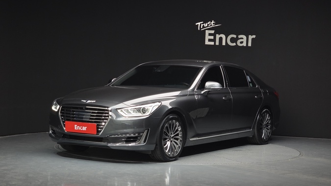 Genesis EQ900 2018