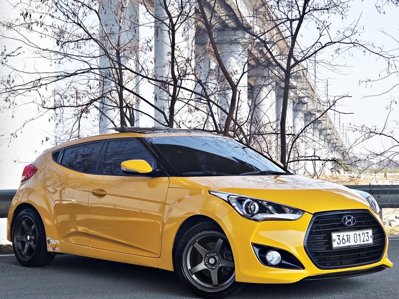 Hyundai Veloster