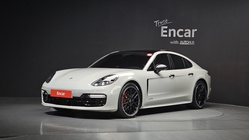 Porsche Panamera 2019