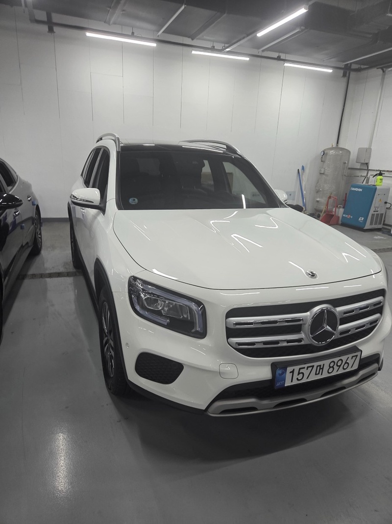 Mercedes-Benz GLB-Class