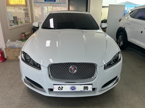Jaguar XF 2014