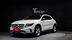 Mercedes-Benz GLA-Class 2017