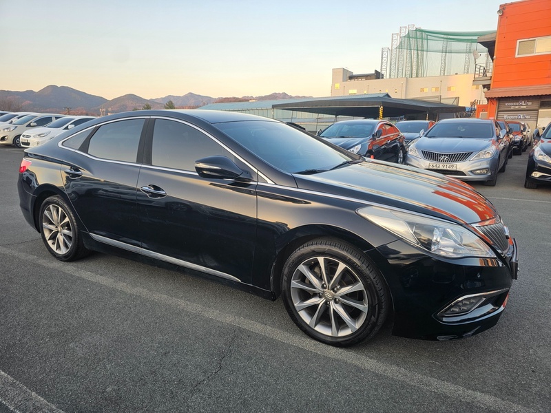 Hyundai Grandeur