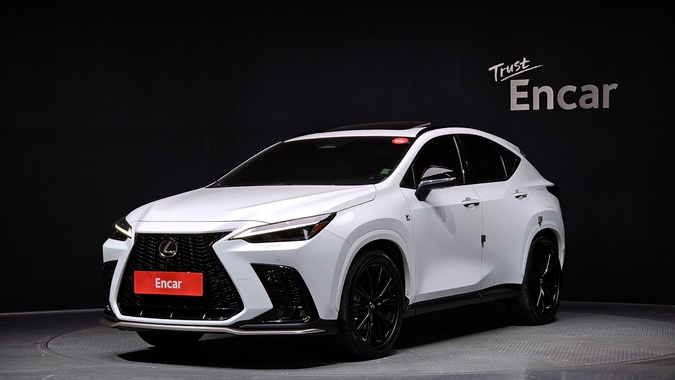 Lexus NX 2022