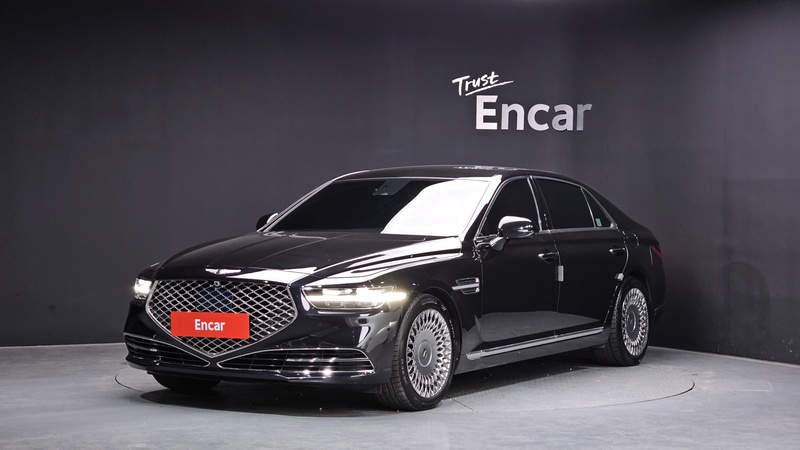 Genesis G90