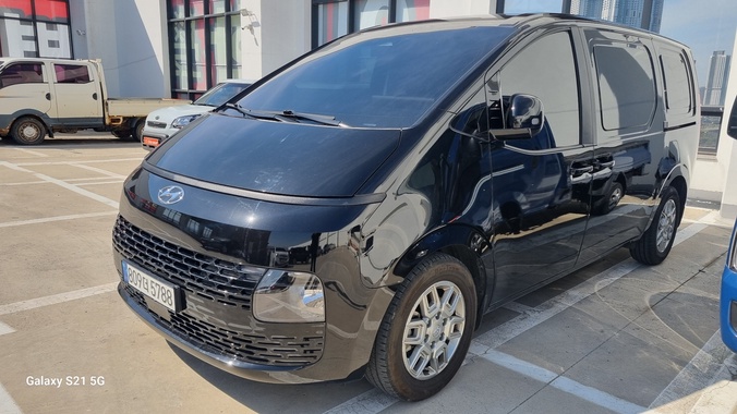 Hyundai Staria 2023
