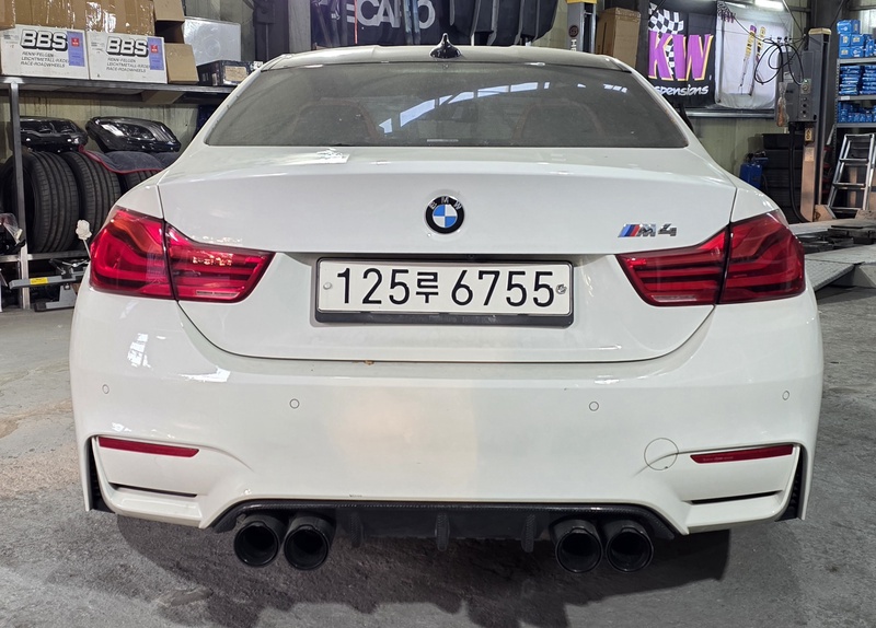 BMW M4