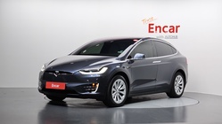 Tesla Model X 2020