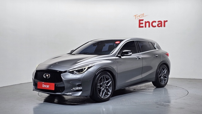 Infiniti Q30 2017