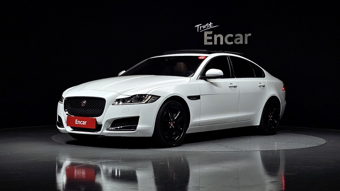 Jaguar XF 2018