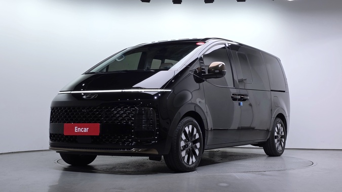 Hyundai Staria 2025