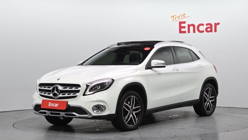 Mercedes-Benz GLA-Class