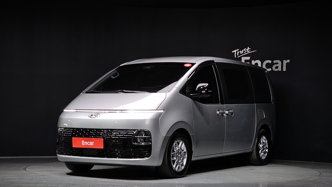 Hyundai Staria 2021