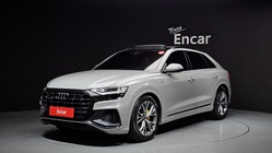 Audi Q8 2021