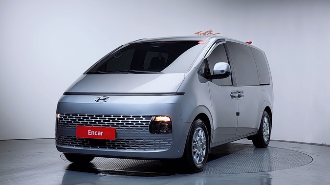 Hyundai Staria 2022
