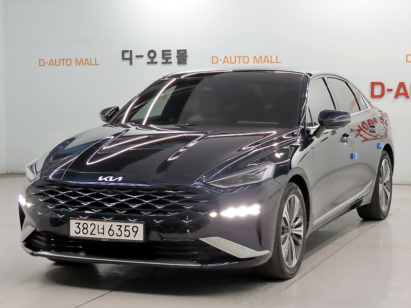 Kia K8