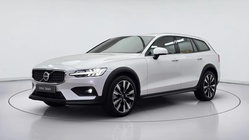Volvo V60 2022