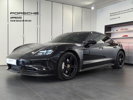 Porsche Taycan 2025