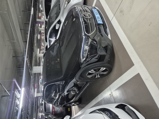 Mercedes-Benz EQB 2023