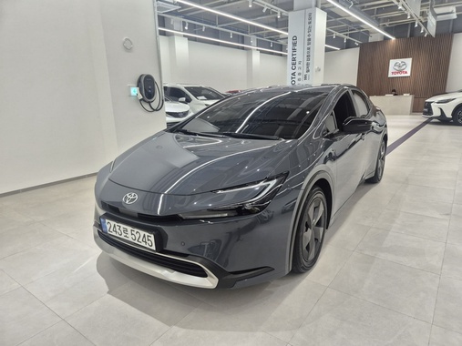 Toyota Prius 2024
