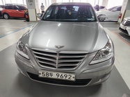 Hyundai Genesis 2009