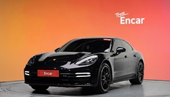 Porsche Panamera 2023