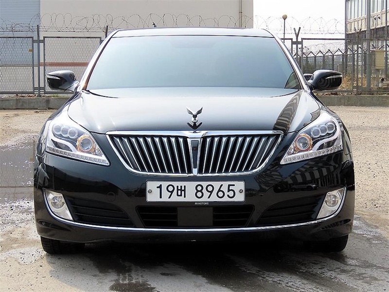 Hyundai Equus