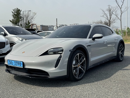 Porsche Taycan 2024