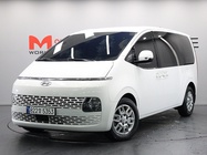 Hyundai Staria 2023