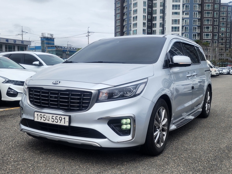 Kia Canival