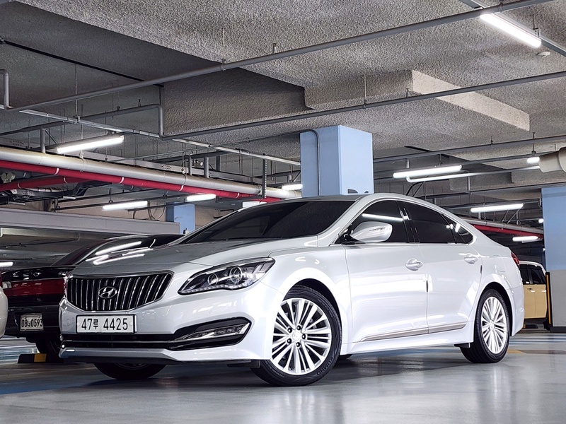 Hyundai Aslan