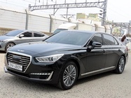 Genesis EQ900 2017