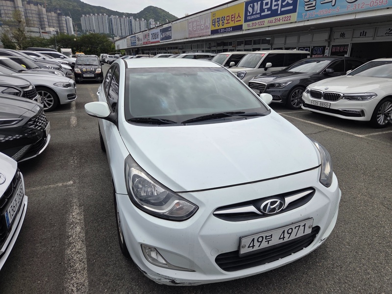 Hyundai Accent